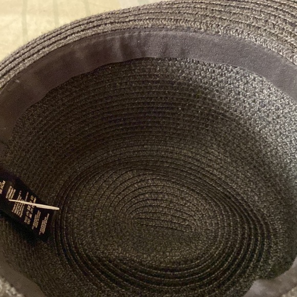 Grey fedora hat straw - Picture 7 of 8